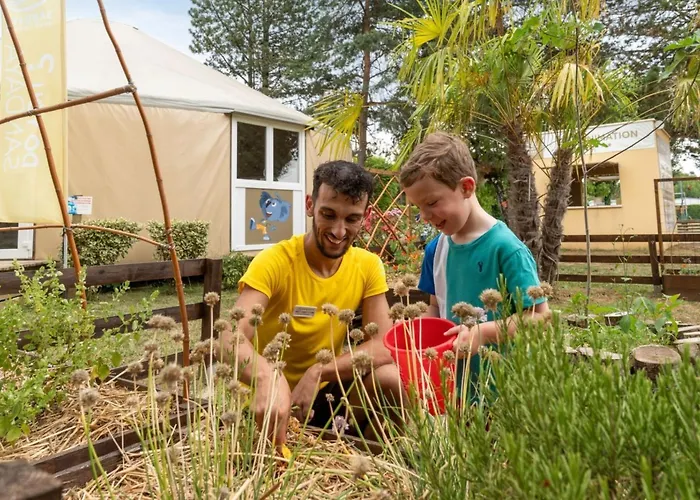 6p 3bdrms Aircon Camping Saint-Crépin-et-Carlucet